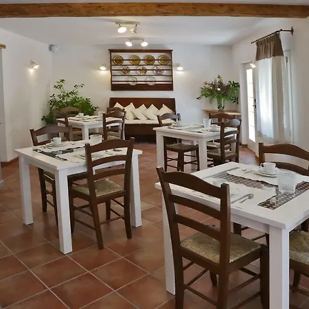 La Fonte Bed & Breakfast 3*
